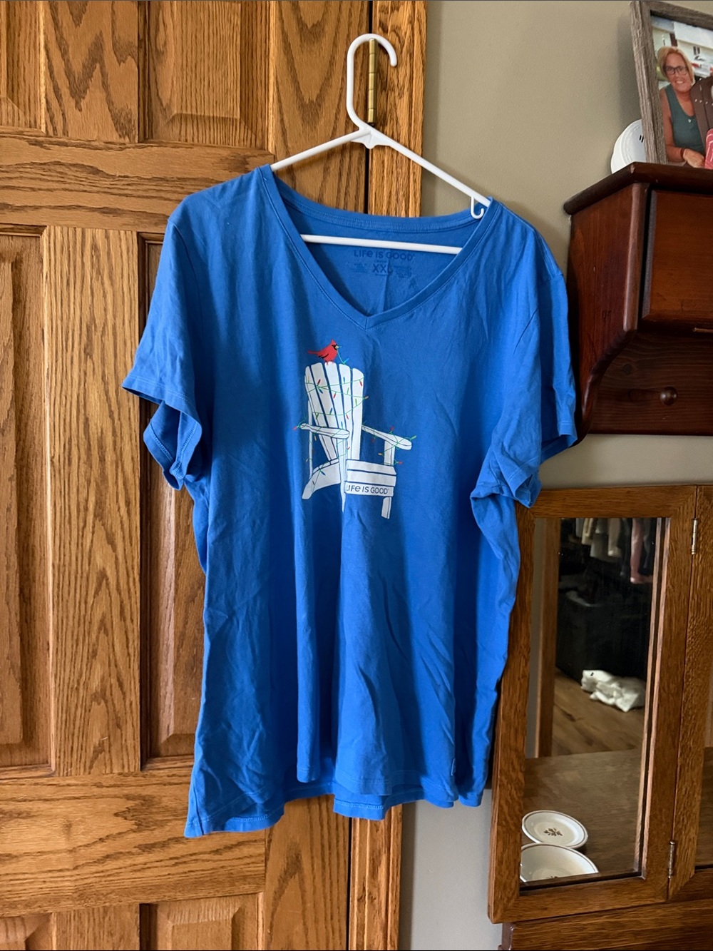 Life Is Good Blue V-Neck Adirondack Chair Graphic Tee